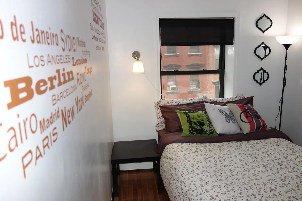 Four Bedroom Apartment - Eldridge St. #38 location